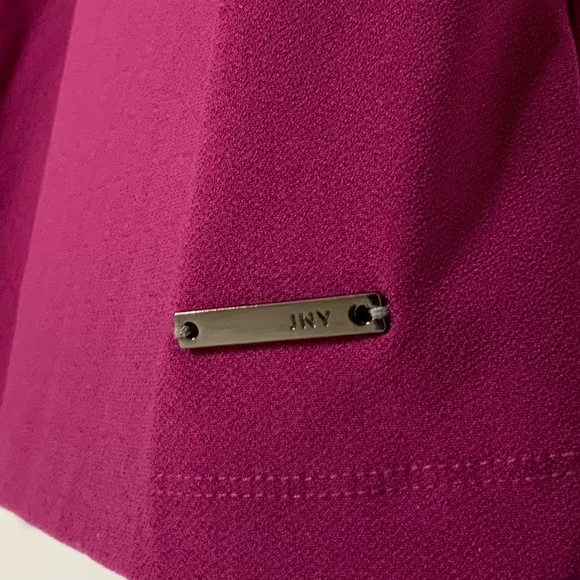 Jones New York Sleeveless Mock Turtleneck Blouse - Picture 4 of 7